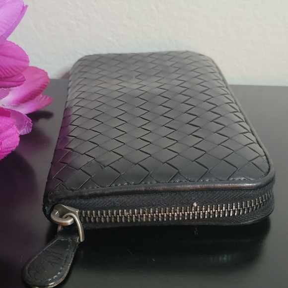 Bottega Veneta Intrecciato  leather  Long Wallet - Picture 4 of 16